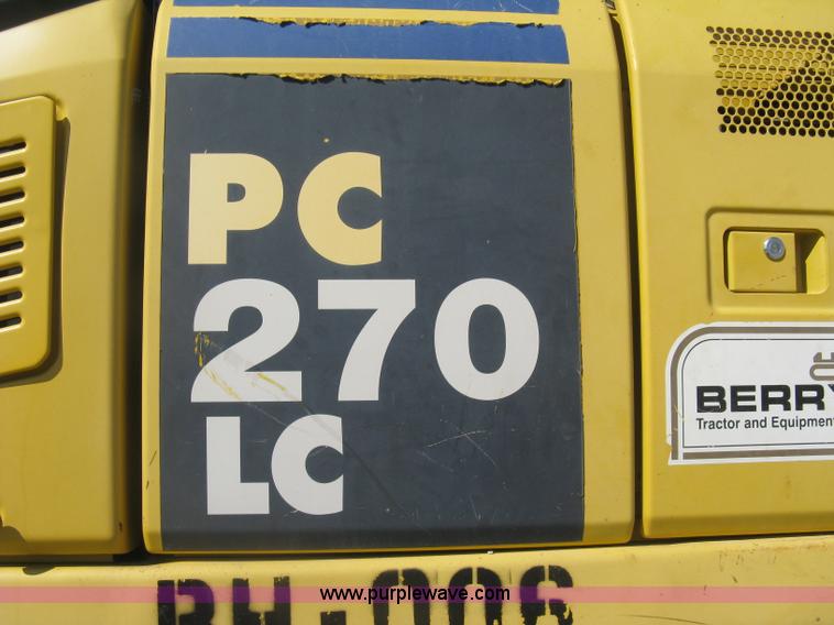 image for item I5572 2002 Komatsu PC270LC-7 excavator