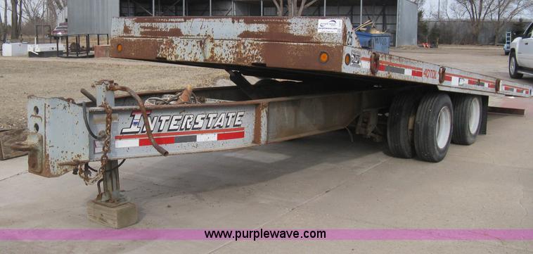 image for item I5577 2001 Interstate 40TDL tilt deck trailer