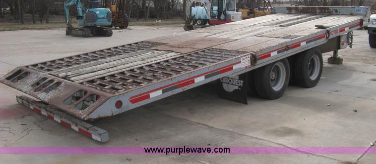 image for item I5577 2001 Interstate 40TDL tilt deck trailer