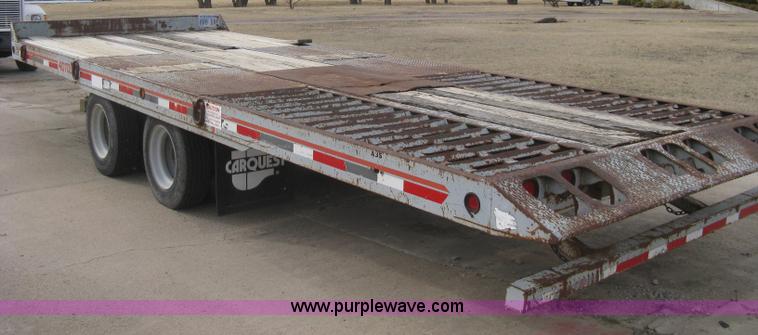 image for item I5577 2001 Interstate 40TDL tilt deck trailer