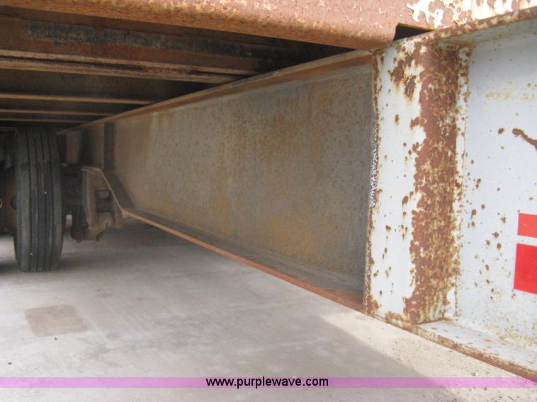 image for item I5577 2001 Interstate 40TDL tilt deck trailer