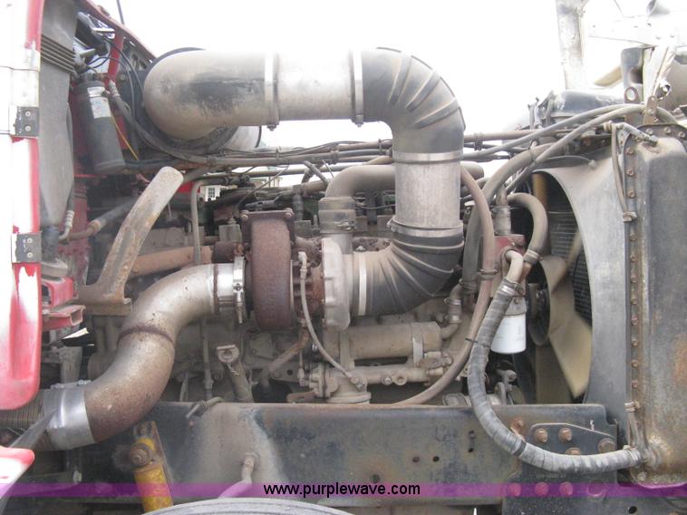 image for item I5578 1990 Freightliner FLD dump truck