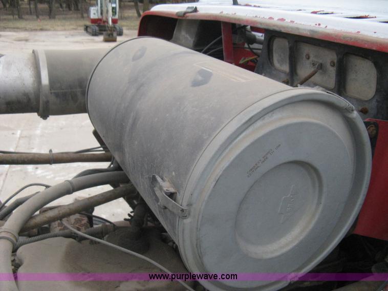 image for item I5578 1990 Freightliner FLD dump truck