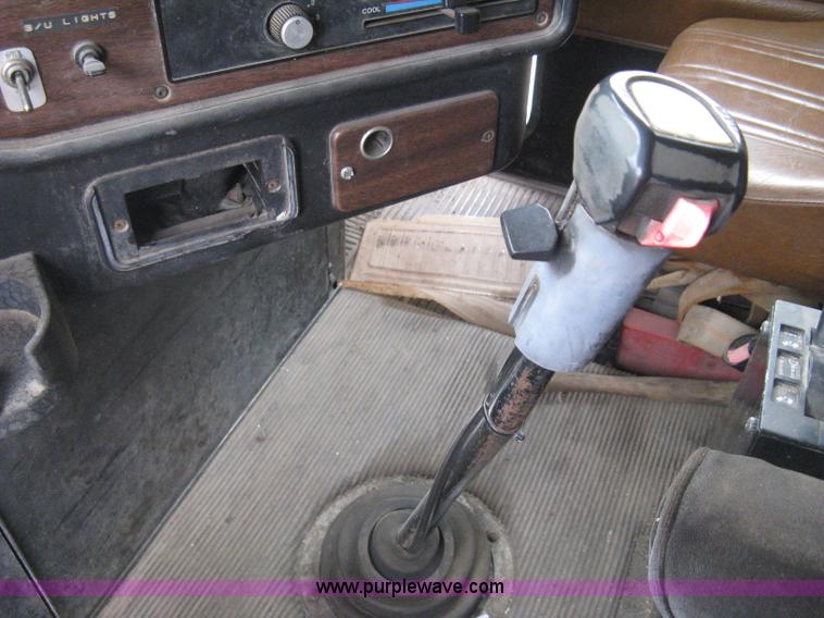 image for item I5578 1990 Freightliner FLD dump truck