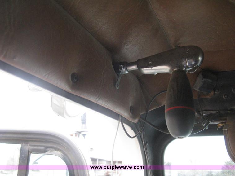 image for item I5578 1990 Freightliner FLD dump truck