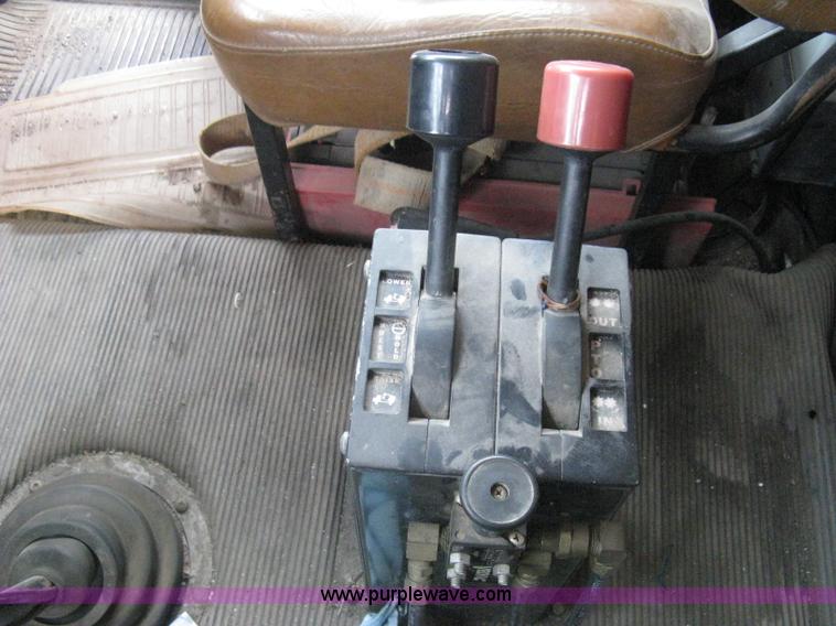 image for item I5578 1990 Freightliner FLD dump truck