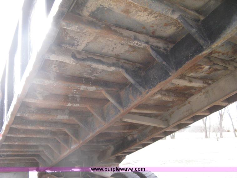 image for item I5578 1990 Freightliner FLD dump truck