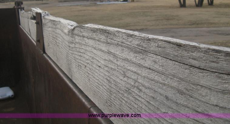 image for item I5578 1990 Freightliner FLD dump truck