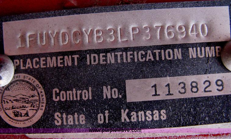 image for item I5578 1990 Freightliner FLD dump truck