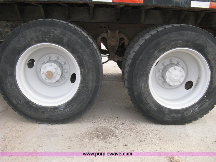 image for item I5578 1990 Freightliner FLD dump truck