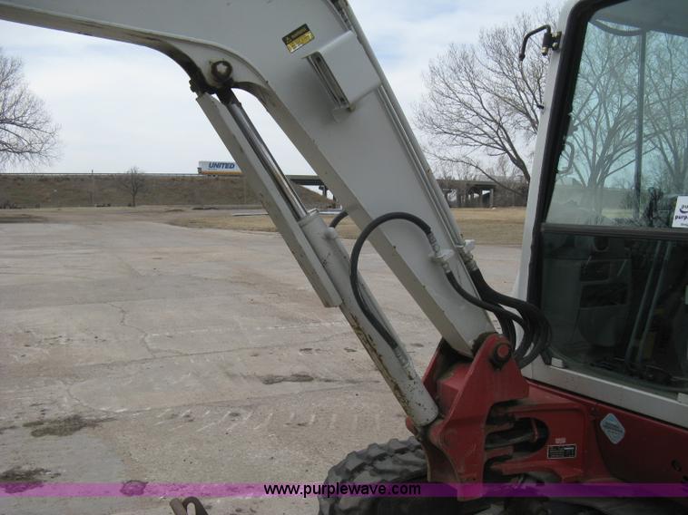 image for item I5580 2008 Takeuchi TB235 excavator