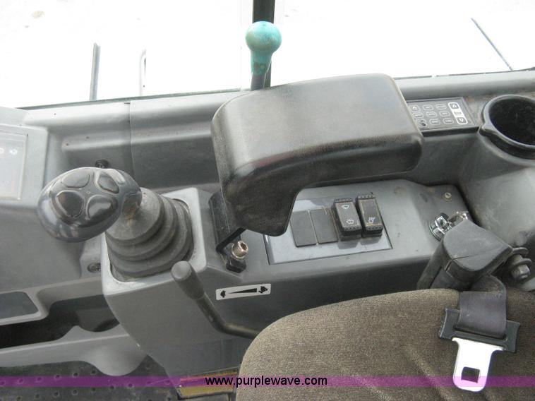 image for item I5580 2008 Takeuchi TB235 excavator