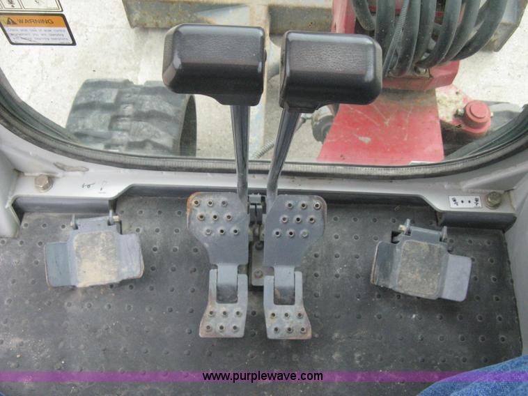 image for item I5580 2008 Takeuchi TB235 excavator