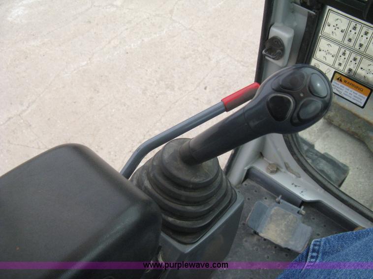 image for item I5580 2008 Takeuchi TB235 excavator