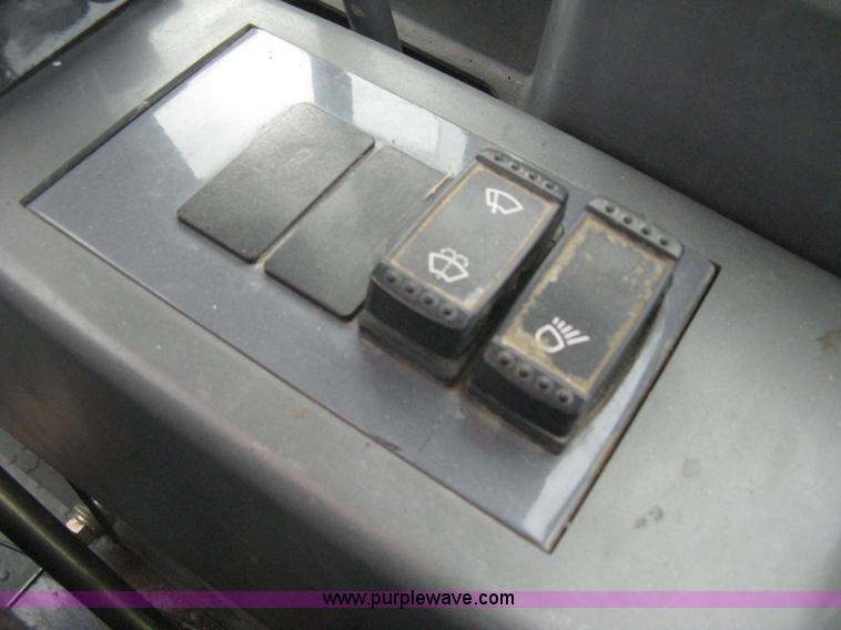 image for item I5580 2008 Takeuchi TB235 excavator