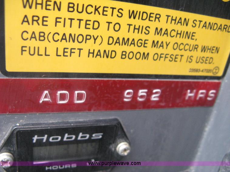 image for item I5580 2008 Takeuchi TB235 excavator