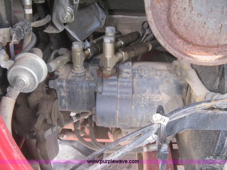 image for item I5580 2008 Takeuchi TB235 excavator