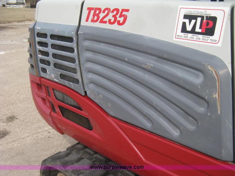 image for item I5580 2008 Takeuchi TB235 excavator