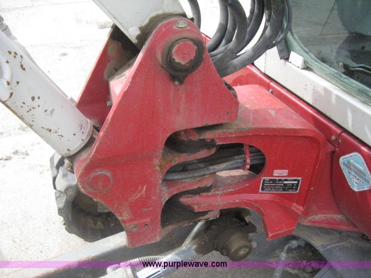 image for item I5580 2008 Takeuchi TB235 excavator