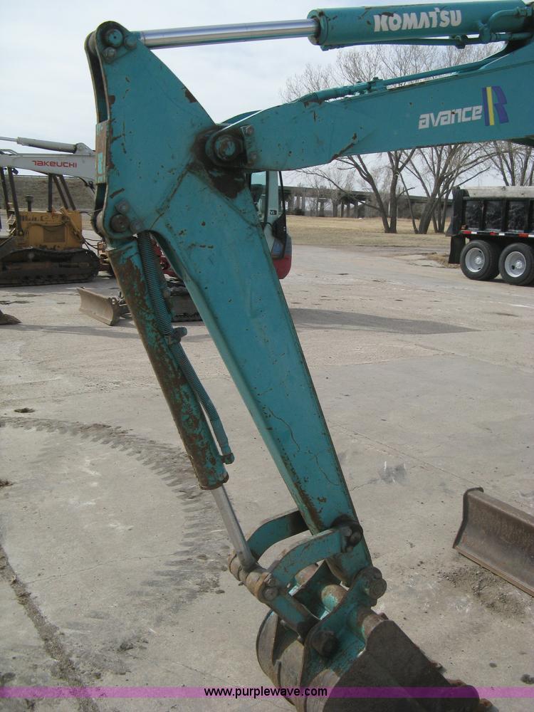 image for item I5581 1999 Komatsu PC27R-8 Advance excavator