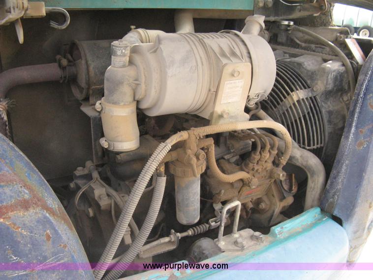 image for item I5581 1999 Komatsu PC27R-8 Advance excavator