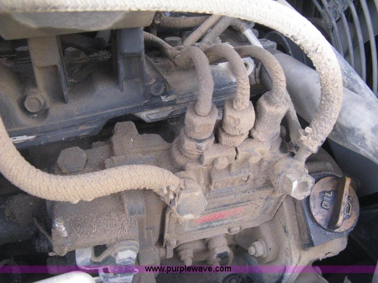 image for item I5581 1999 Komatsu PC27R-8 Advance excavator