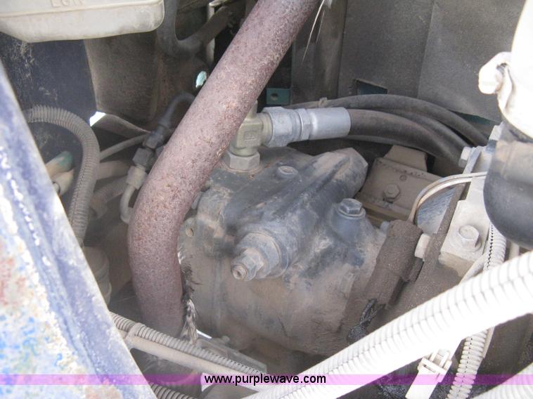 image for item I5581 1999 Komatsu PC27R-8 Advance excavator