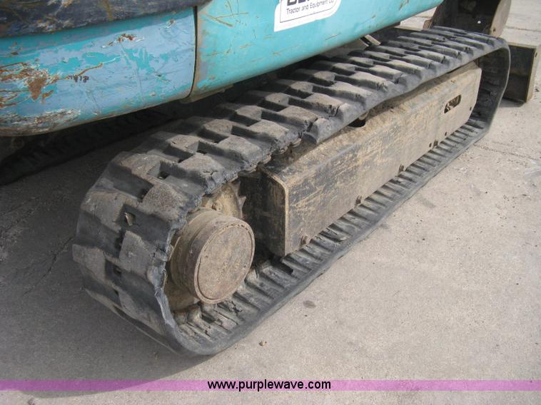 image for item I5581 1999 Komatsu PC27R-8 Advance excavator