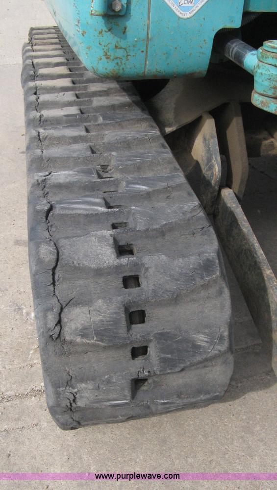 image for item I5581 1999 Komatsu PC27R-8 Advance excavator