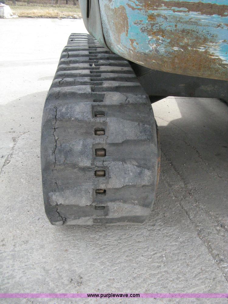 image for item I5581 1999 Komatsu PC27R-8 Advance excavator