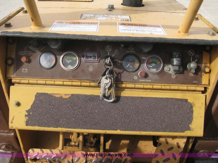 image for item I5582 1993 Case 550E long track dozer