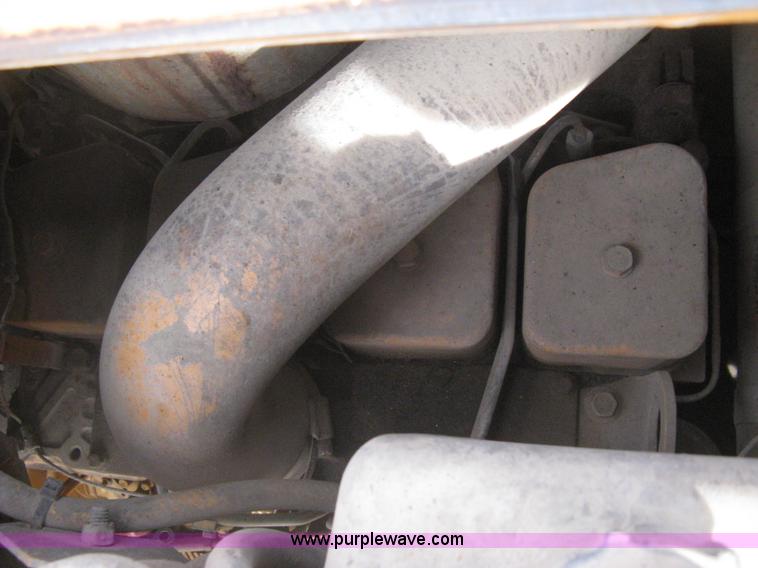 image for item I5582 1993 Case 550E long track dozer