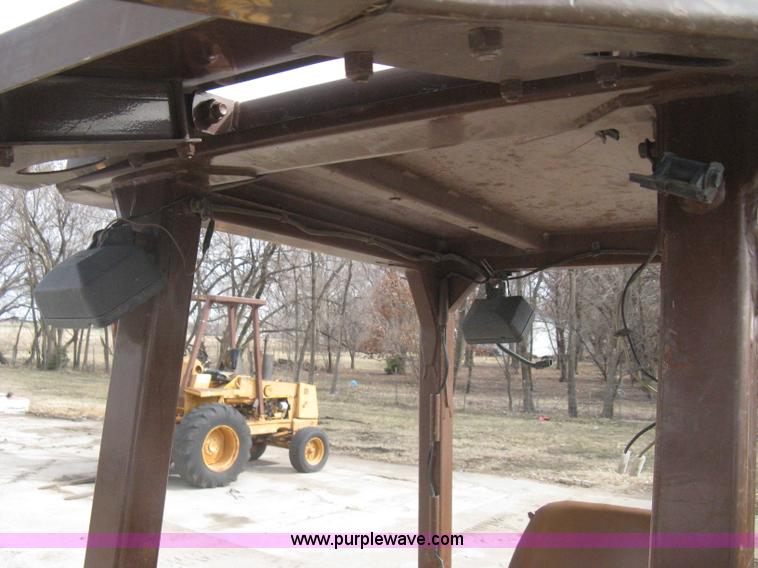 image for item I5582 1993 Case 550E long track dozer