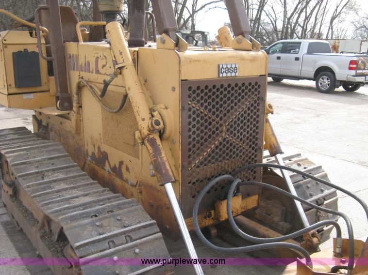 image for item I5582 1993 Case 550E long track dozer