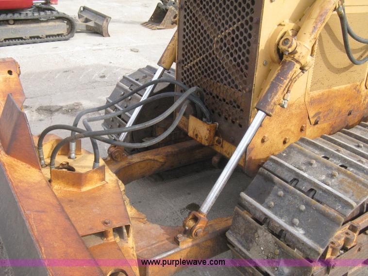 image for item I5582 1993 Case 550E long track dozer