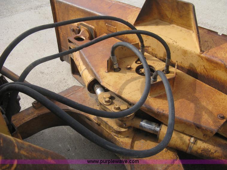 image for item I5582 1993 Case 550E long track dozer