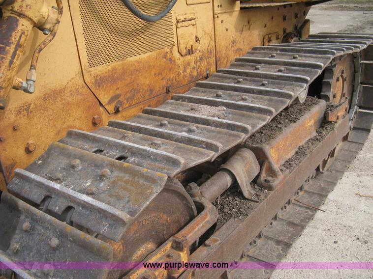 image for item I5582 1993 Case 550E long track dozer