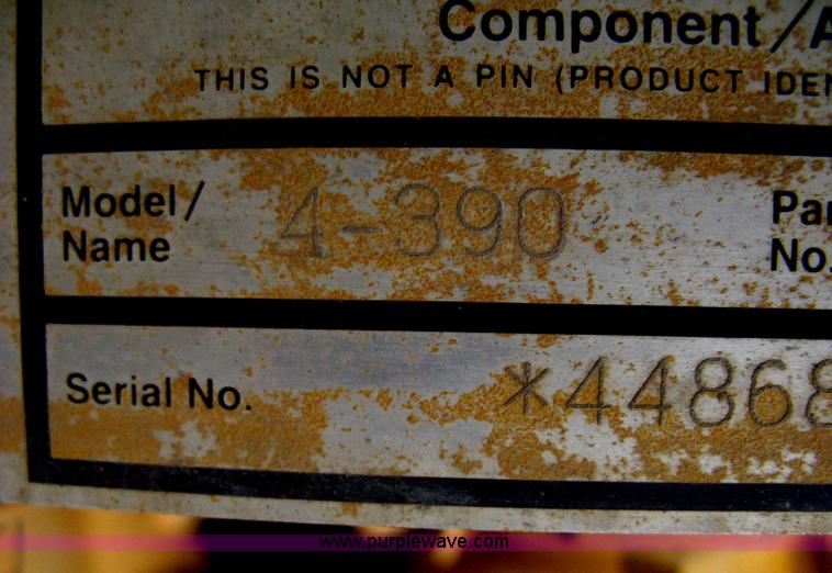 image for item I5582 1993 Case 550E long track dozer