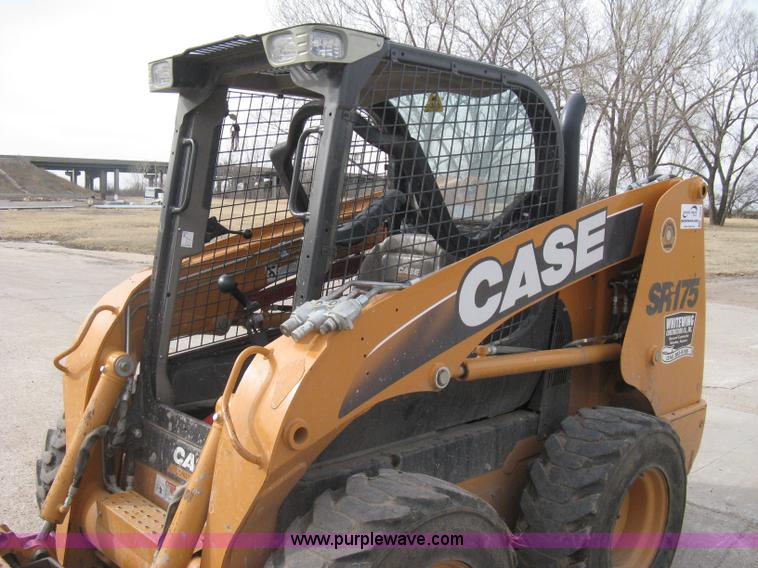 image for item I5584 2011 Case SR175 skid steer
