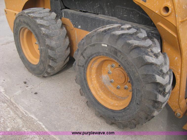 image for item I5584 2011 Case SR175 skid steer