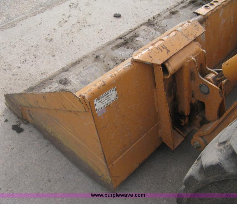 image for item I5584 2011 Case SR175 skid steer