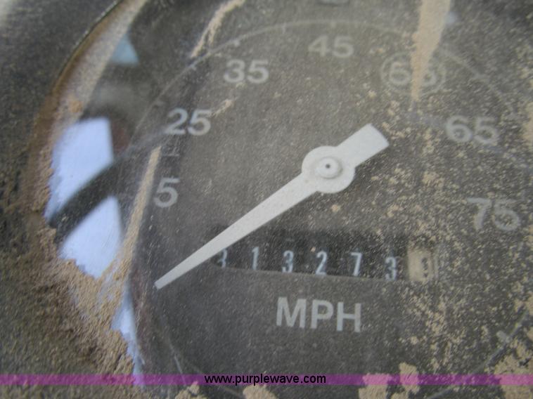 image for item I7151 1984 Ford 8000 water truck