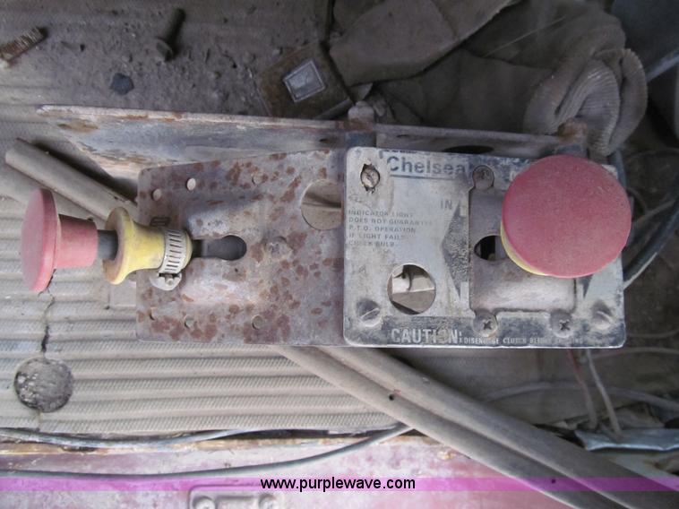 image for item I7151 1984 Ford 8000 water truck