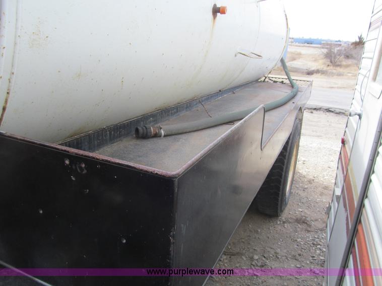 image for item I7151 1984 Ford 8000 water truck