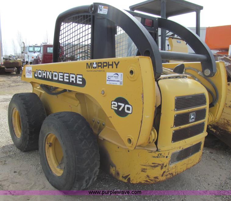 image for item I7152 1999 John Deere 270 skid steer