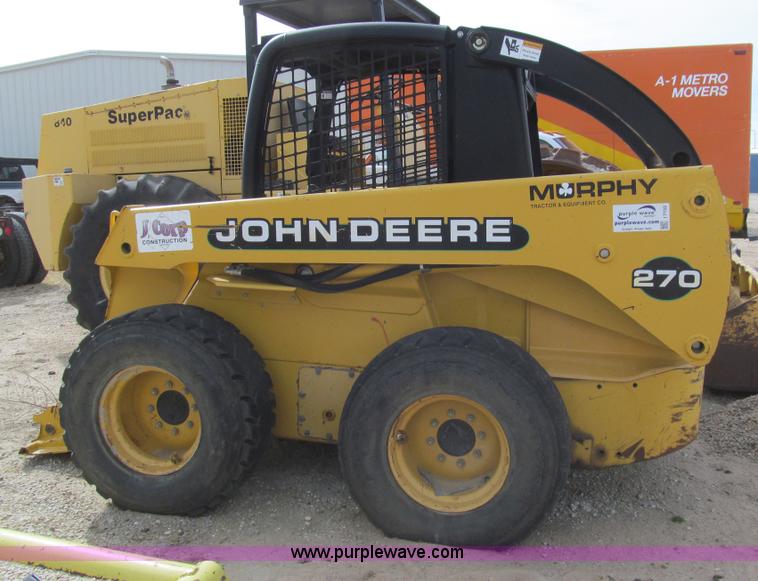 image for item I7152 1999 John Deere 270 skid steer