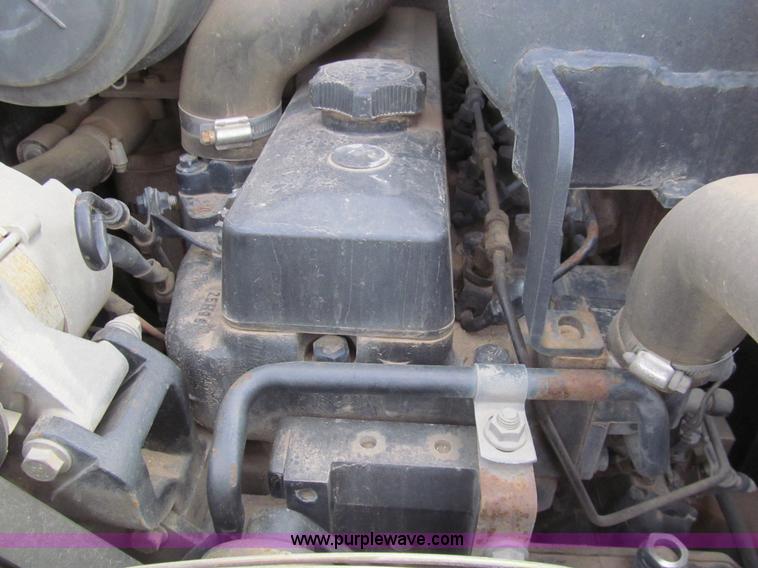 image for item I7152 1999 John Deere 270 skid steer