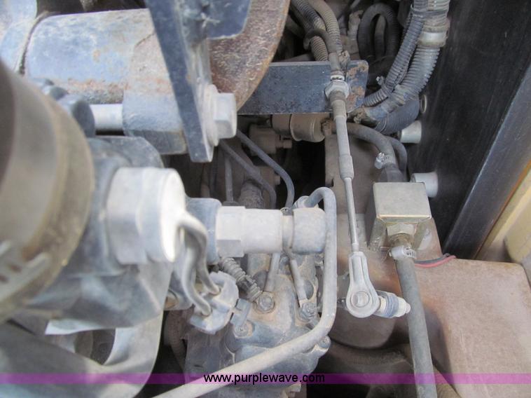 image for item I7152 1999 John Deere 270 skid steer