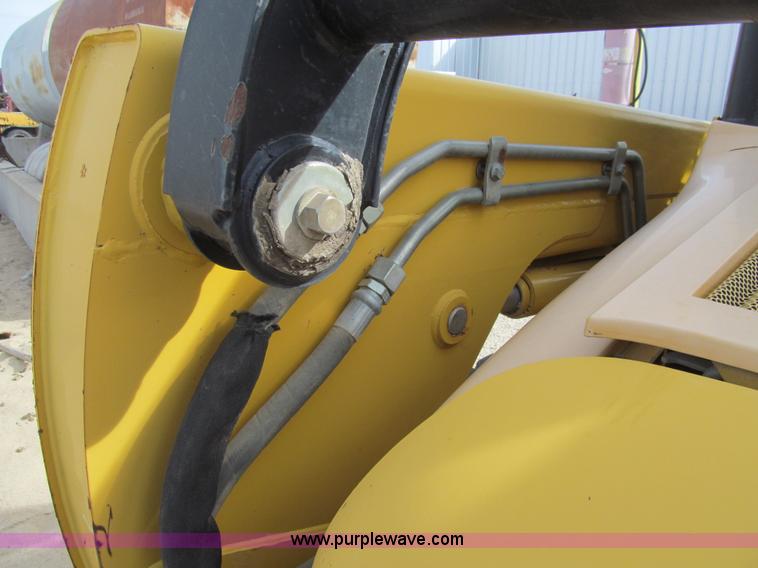 image for item I7152 1999 John Deere 270 skid steer