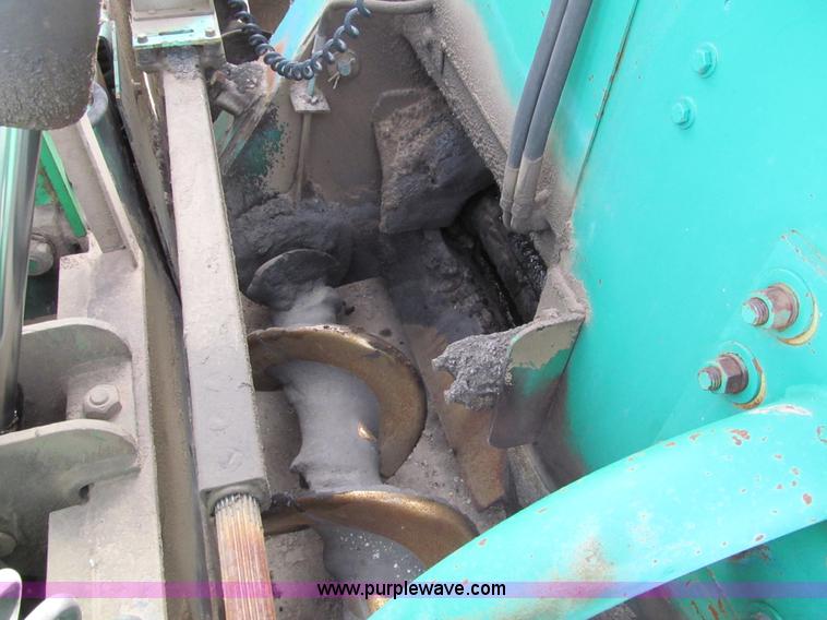 image for item I7154 1988 Barber Greene BG225B paving machine